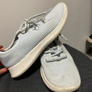 Allbirds Tree Runners Size 7 light blue
